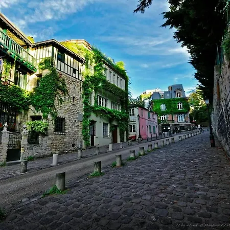 Apartment 3 Double Bedrooms In Montmartre Near Subway Ac