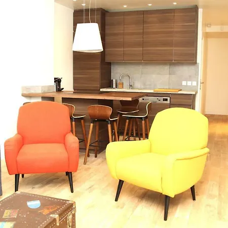 3 Double Bedrooms In Montmartre Near Subway Ac * Paris