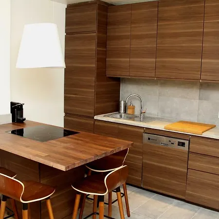 3 Double Bedrooms In Montmartre Near Subway Ac Apartment *