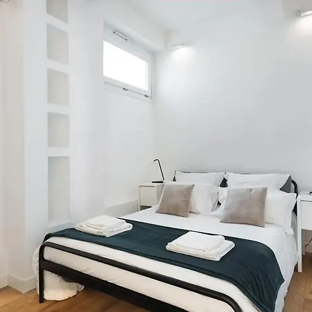 3 Double Bedrooms In Montmartre Near Subway Ac * باريس