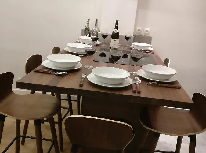 3 Double Bedrooms In Montmartre Near Subway Ac דירה